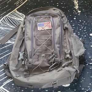 Expandable military hiking backpack